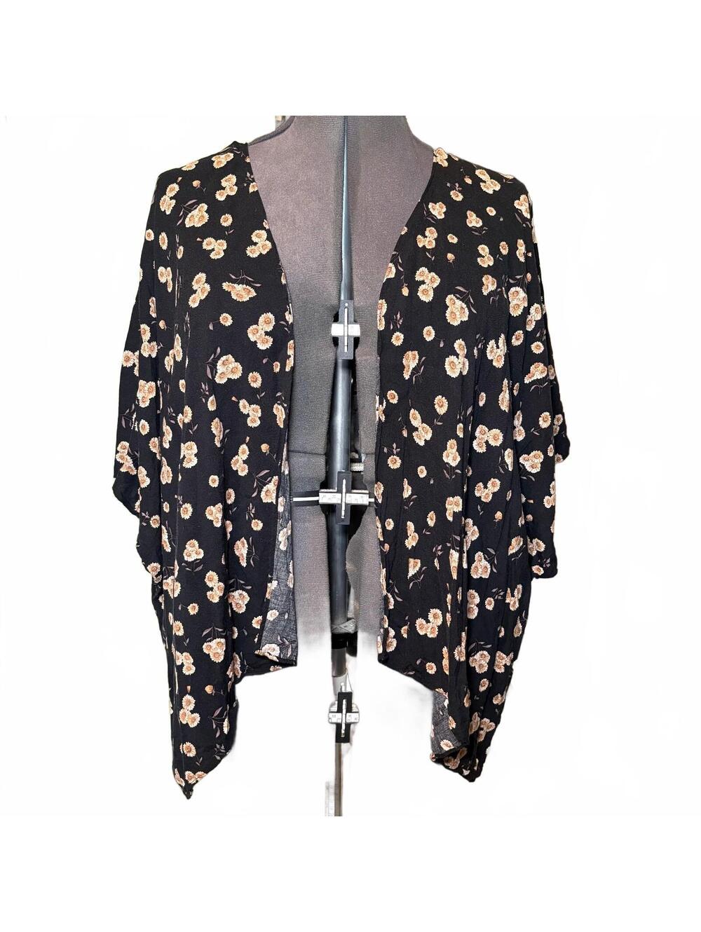 Whimsigoth Brandy Melville Floral Kimono Oversized 90s Grunge One Size